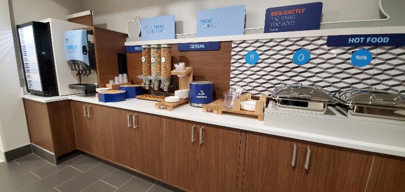 Holiday Inn Express & Suites Lincoln City By Ihg Esterno foto