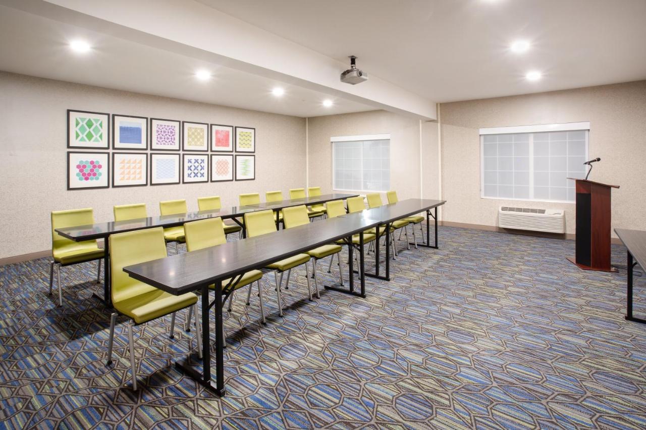 Holiday Inn Express & Suites Lincoln City By Ihg Esterno foto